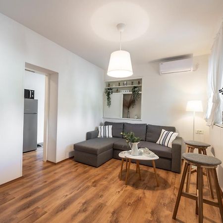 Apartment Near Old Town, Free Parking & Huge Garden Dubrovnik Ngoại thất bức ảnh