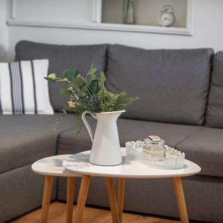 Apartment Near Old Town, Free Parking & Huge Garden Dubrovnik Ngoại thất bức ảnh