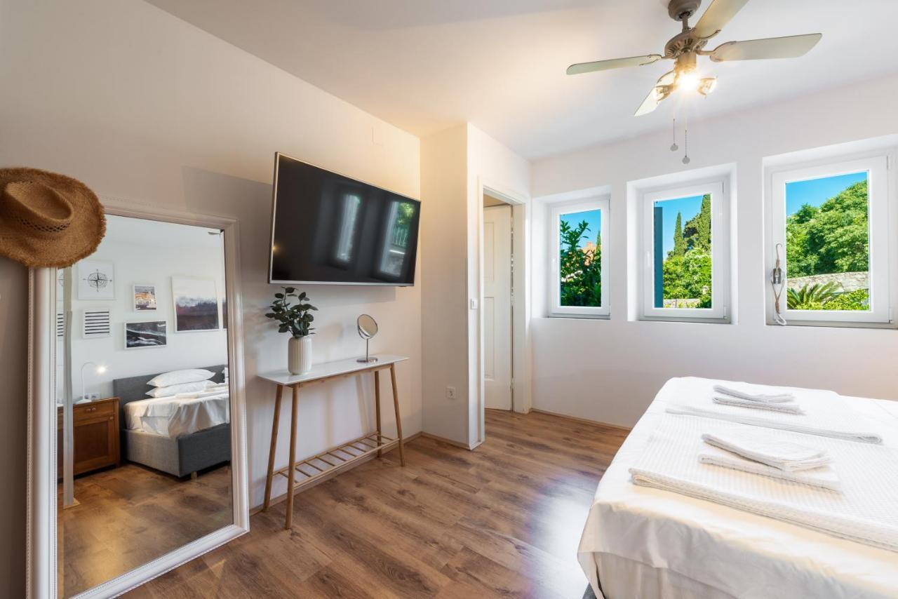 Apartment Near Old Town, Free Parking & Huge Garden Dubrovnik Ngoại thất bức ảnh