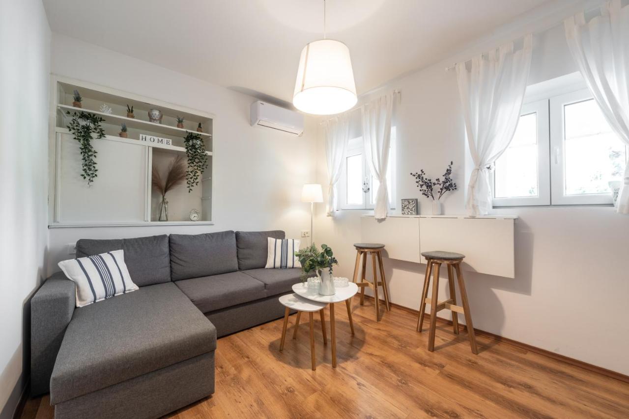 Apartment Near Old Town, Free Parking & Huge Garden Dubrovnik Ngoại thất bức ảnh
